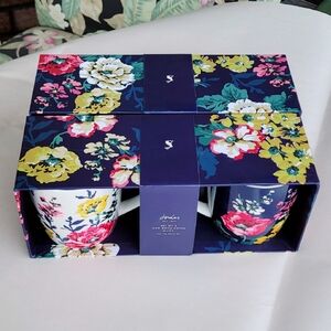 🩷4 PIECE SET🩷🆕️JOULES "Pop the Kettle On" 4pc Bone China Mugs + Hard Box